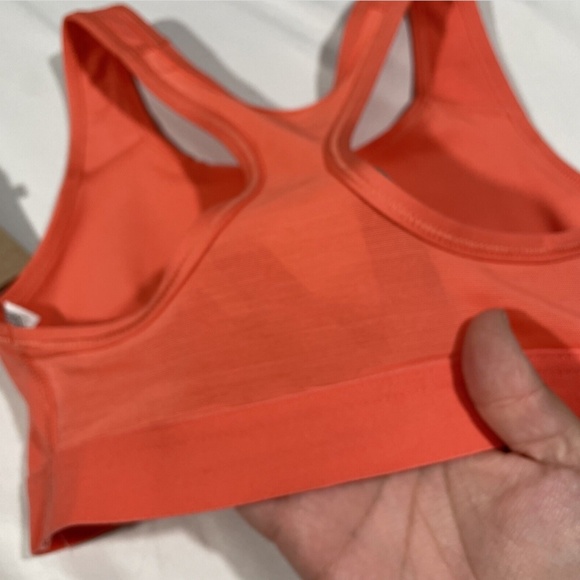 NEW Nike [ XS ] Swoosh‎ Iconoclash Sports Bra in Magic Ember/ Crimson Bliss - Picture 9 of 11